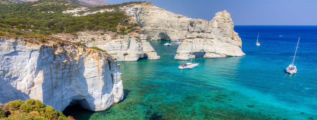 amazing kleftiko beach in Milos Greece